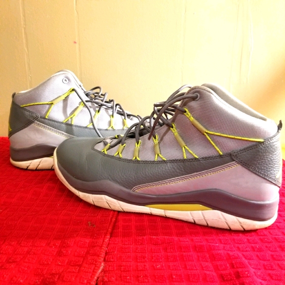 Air Jordan Prime Flight Wolf - Picture 2 of 3